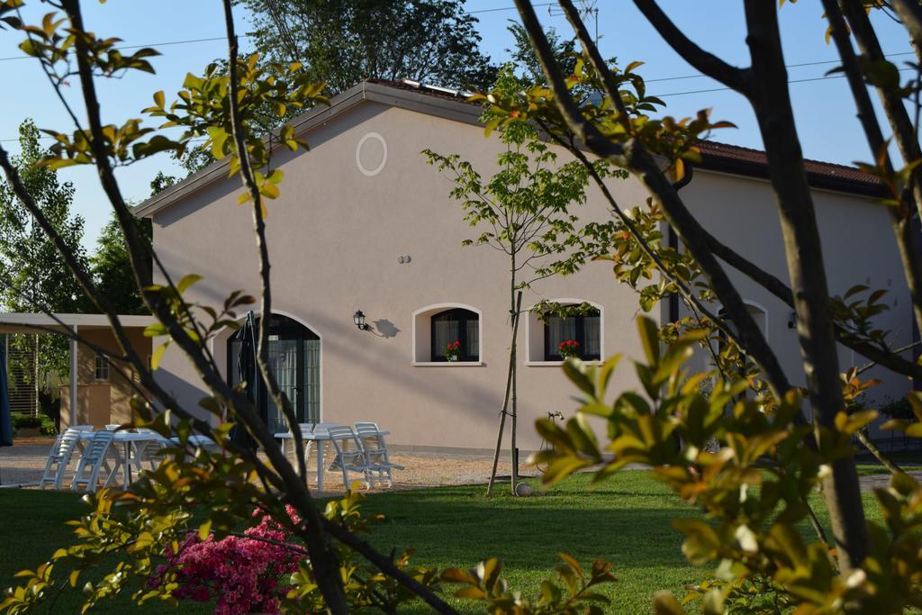 Casa Vacanza E Per Lavoro Tessyhouse Спінеа Екстер'єр фото